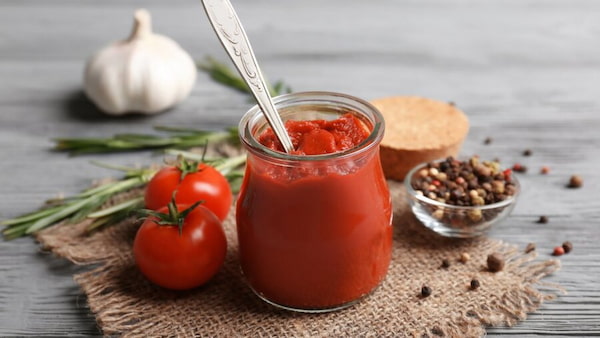 قیمت خرید رب گوجه فرنگی کوچک با فروش عمده