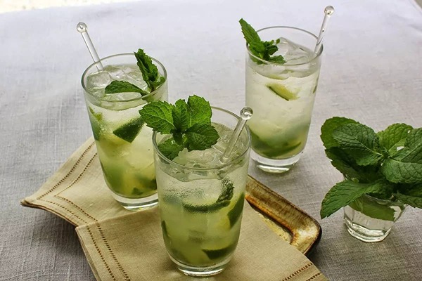 تصویر 3 از قیمت خرید شربت عرق نعنا و گلاب با فروش عمده