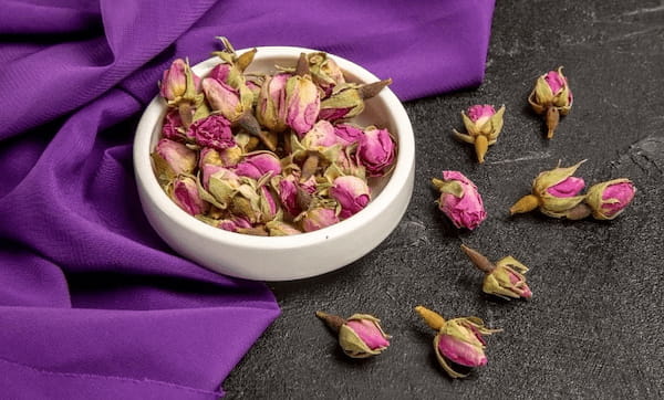 تصویر 3 از خرید غنچه گل محمدی گلستان + قیمت فروش استثنایی