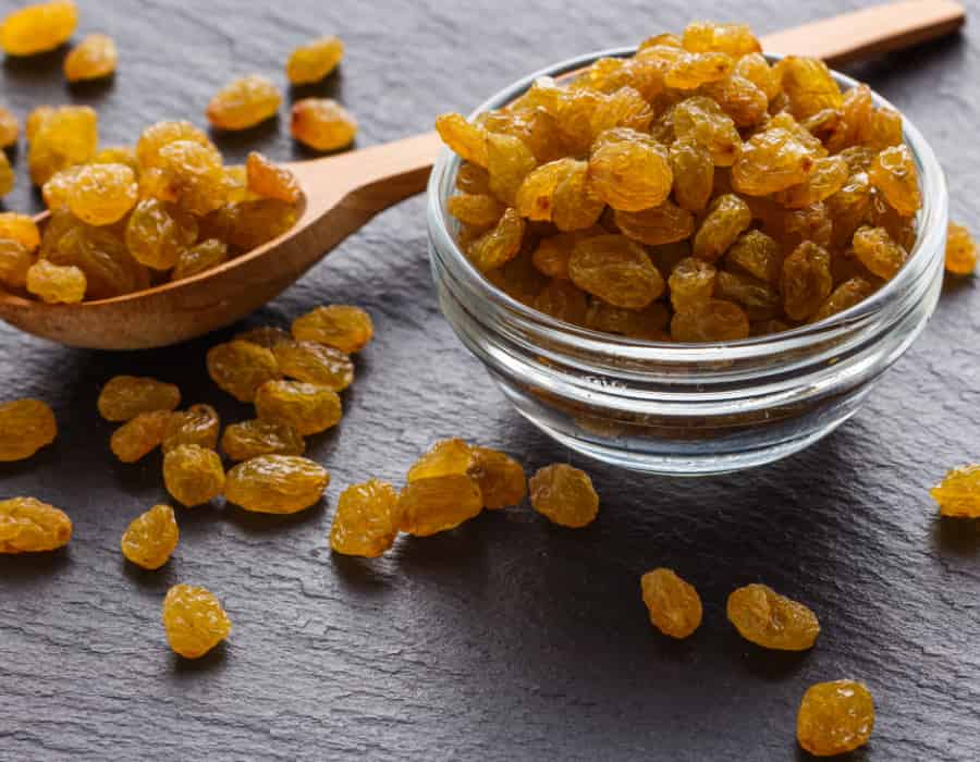 تصویر 3 از قیمت خرید کشمش گلدن طلایی + فروش ویژه