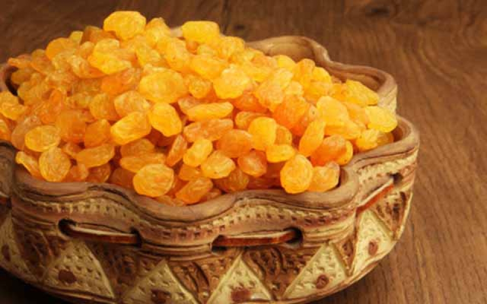 تصویر 1 از خرید کشمش گلدن ملکان + قیمت فروش استثنایی