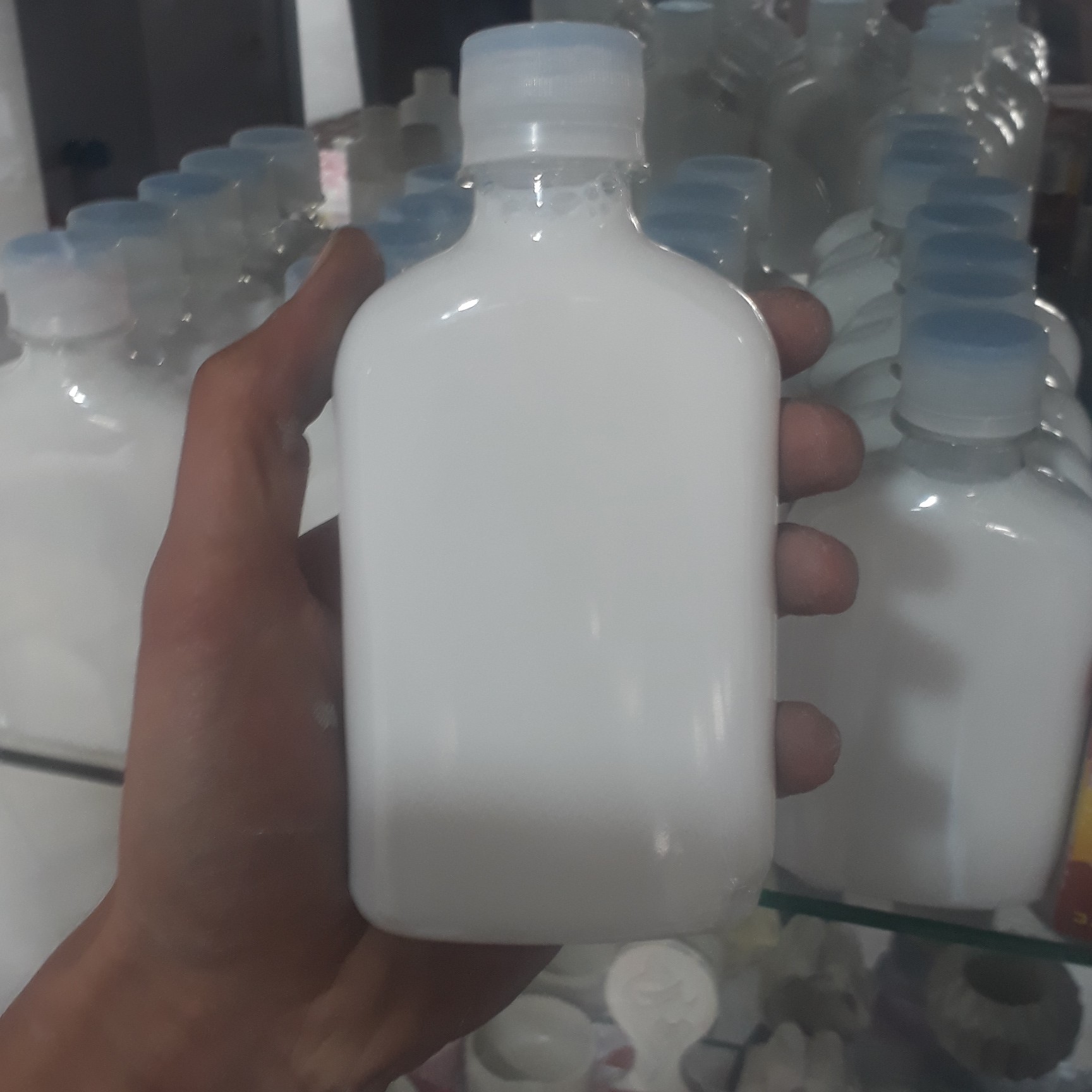 تصویر 2 از خرید واکس براق کننده سنگ مصنوعی + قیمت فروش استثنایی