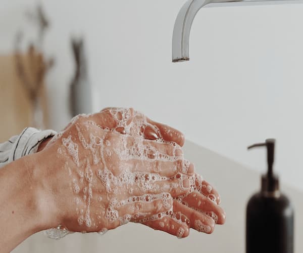 تصویر 5 از قیمت خرید مایع دستشویی عطری + فروش ویژه