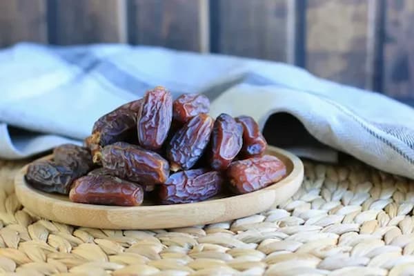 تصویر 1 از قیمت خرید خرما شاهانی خشک  با فروش عمده