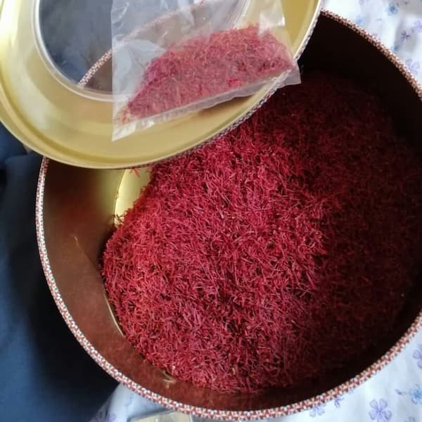 تصویر 1 از قیمت زعفران 4 گرمی + خرید عمده
