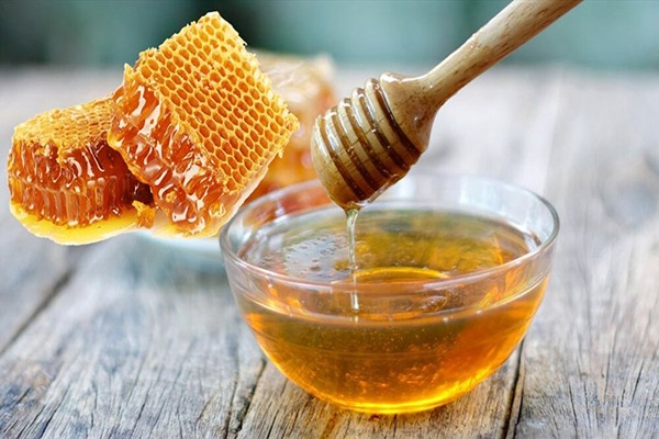 تصویر 2 از قیمت خرید عسل طبیعی جنگلی + فروش ویژه