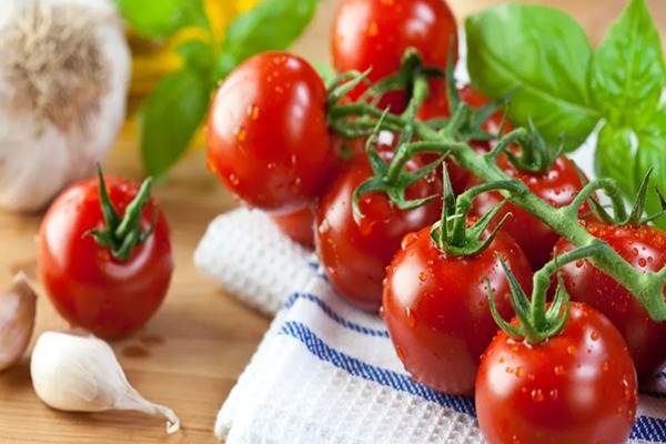 تصویر 2 از گوجه‌ فرنگی درجه یک محلی ارگانیک
