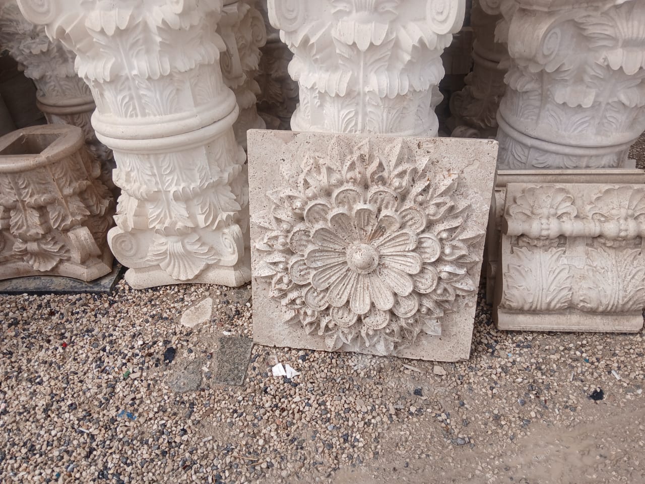 تصویر 1 از قیمت باور نکردنی و به صرفه انواع سرستون سنگی