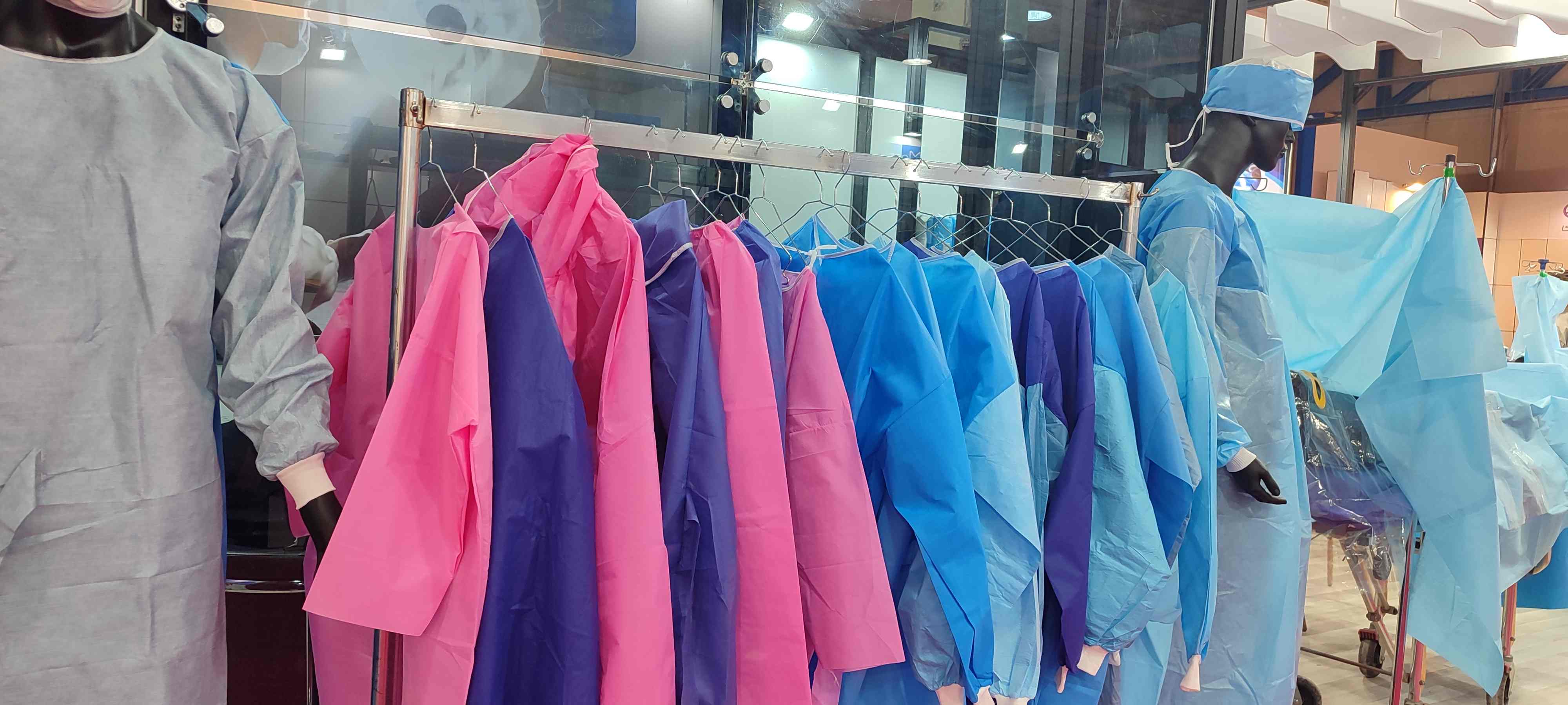 تصویر 1 از مناسب‌ترین قیمت گان پزشگی