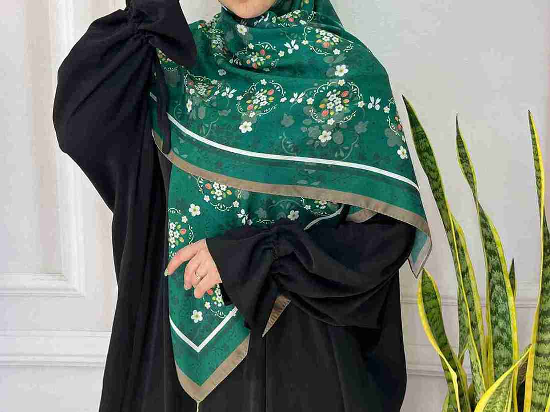 تصویر 3 از خرید روسری طرح دار سبز + قیمت فروش استثنایی