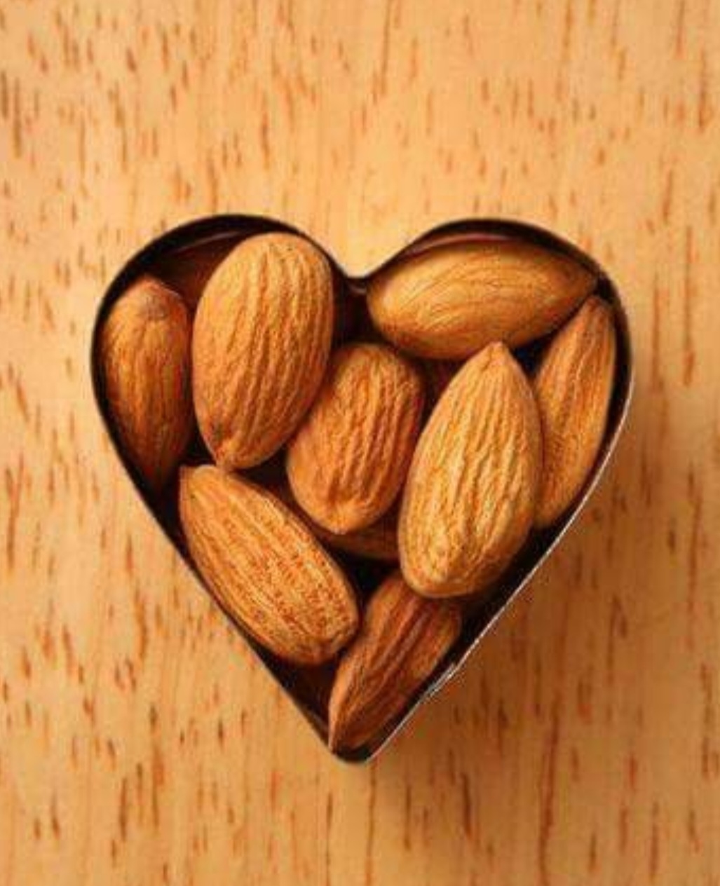 فروش بادام درختی