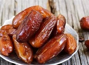 تصویر 4 از خرما پیارم زرد فروش ویژه