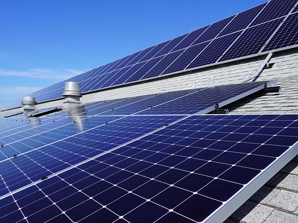 قیمت خرید پنل خورشیدی ۴۰۰۰ وات با فروش عمده