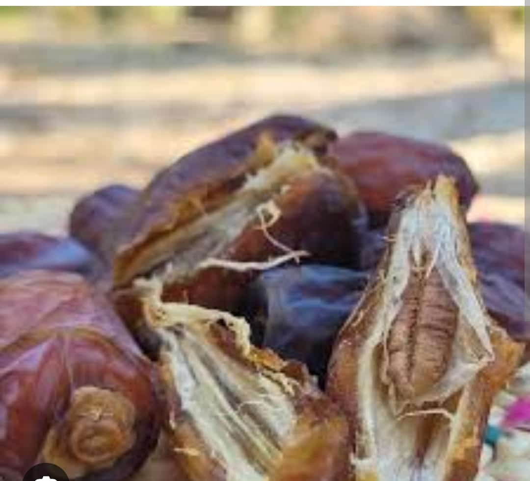 تصویر 4 از مرغوب ترین خرما پیارم نخلستان جنوب کشور