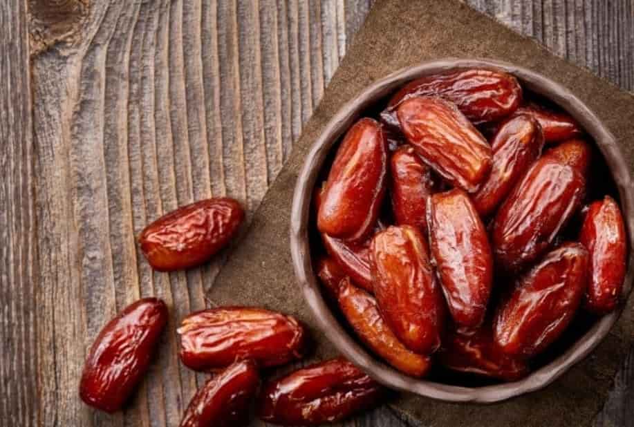 تصویر 3 از خرما پیارم مروارید سیاه فرآوری‌ شده