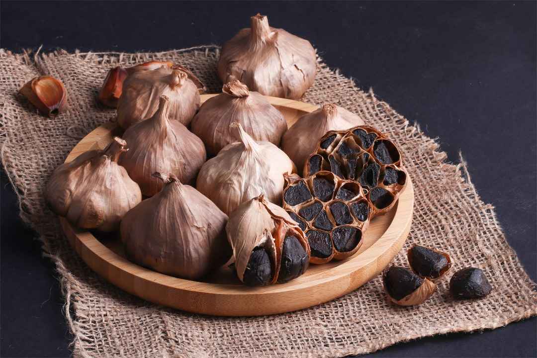 تصویر 1 از خرید سیر سیاه  قزوین + فروش ویژه