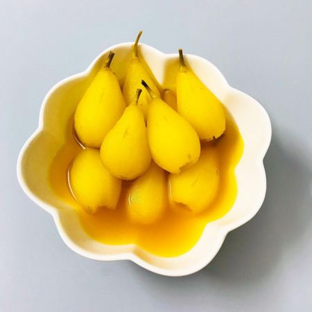 تصویر 1 از کمپوت گلابی خوش طعم