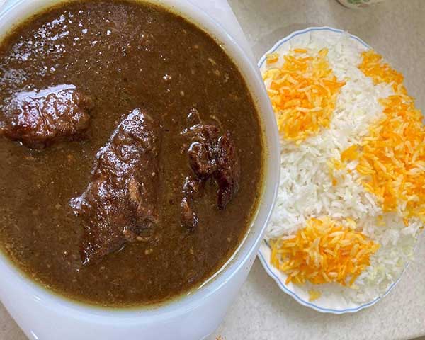 تصویر 1 از کنسرو خورشت فسنجان با طعم‌ اصیل ایرانی