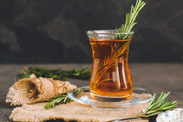 تصویر 1 از رزماری؛ گیاه حافظه و جوانی