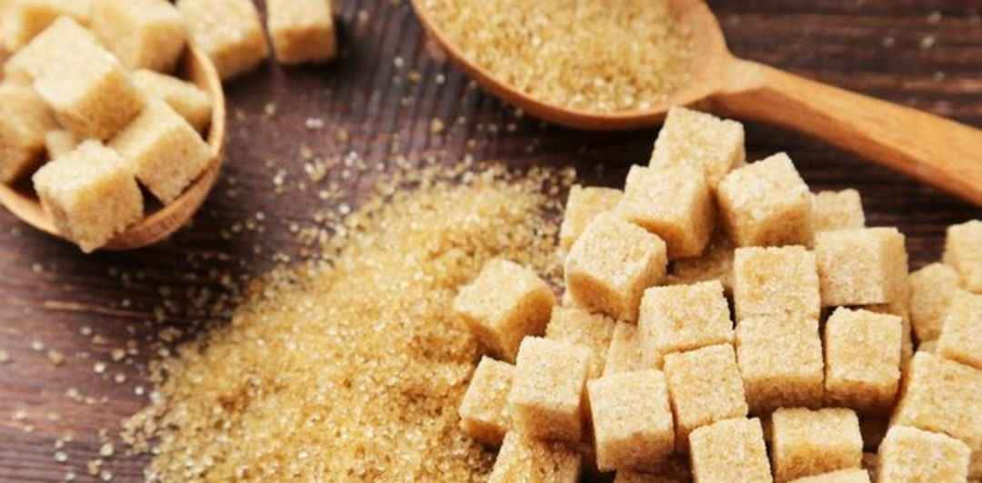 تصویر 1 از توزیع قند قهوه ای گل محمدی + قیمت