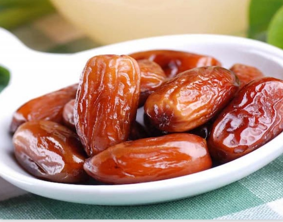 خرما کبکاب عرفان سالم و طبیعی بدون مواد افزودنی
