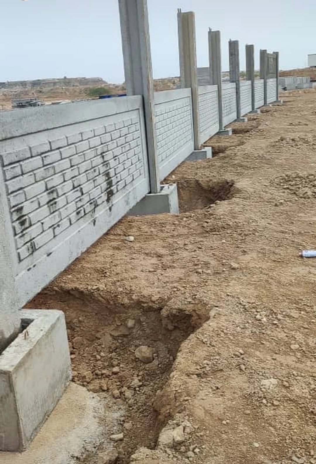 تصویر 3 از قیمت دیوار پیش ساخته بتنی