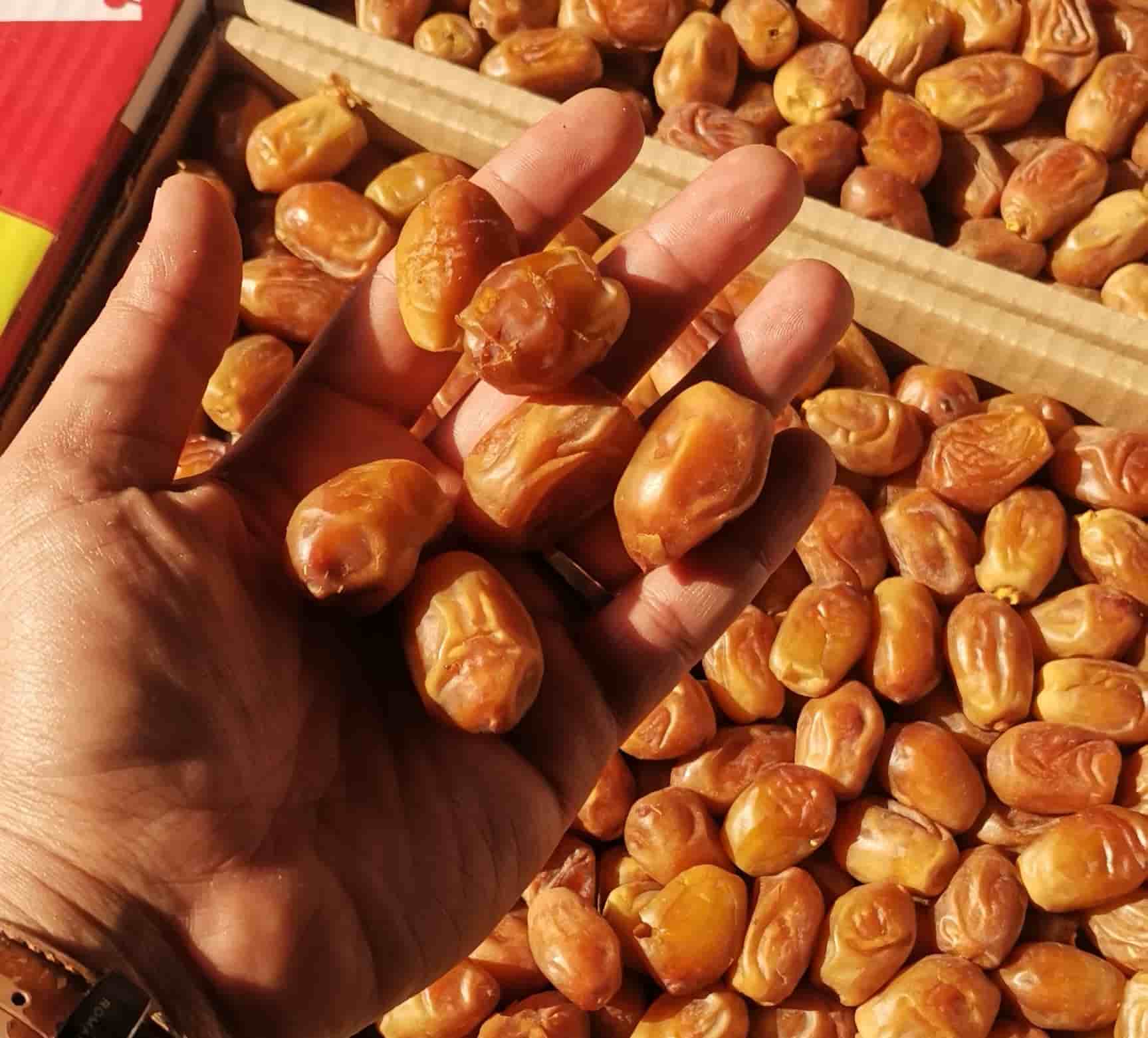 خرما زاهدی دشت طلحه با بافت مرطوب طبیعی