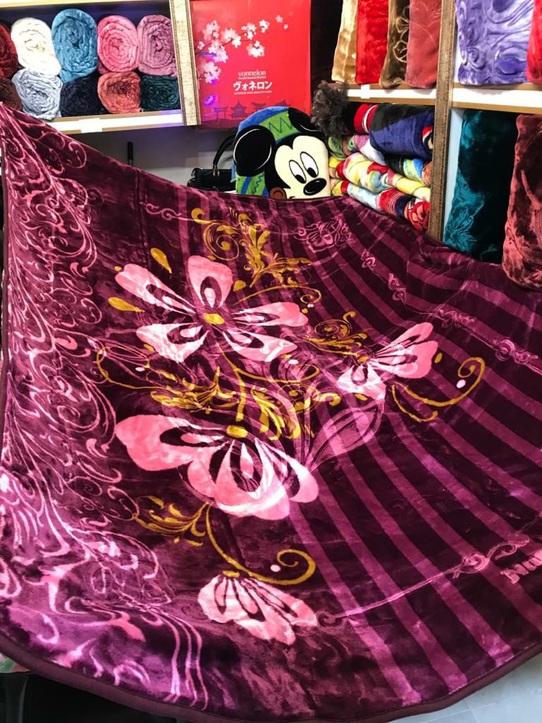 تصویر 1 از صادرات از کارخانه پتو نرمینه کاشان