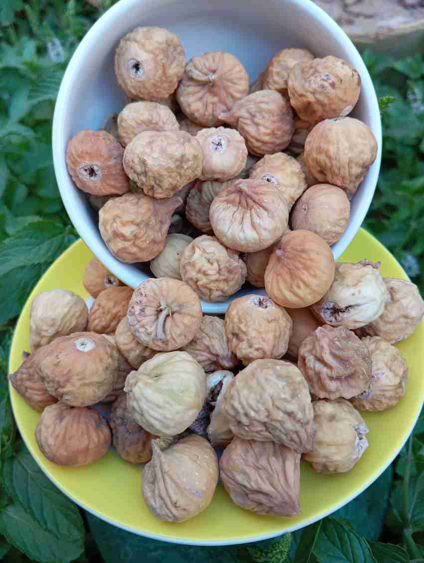 انجیر خشک تواضع مناسب برای طعم‌ دهی به دسر ها