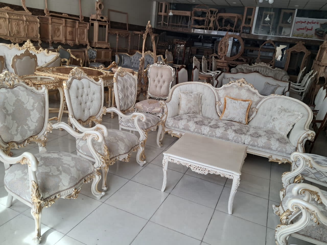 مبلمان دسته چوبی منبط کاری زیبا