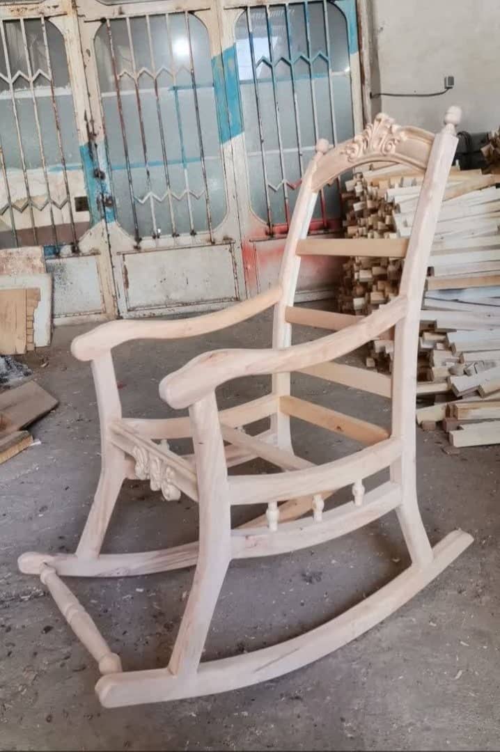 تصویر 3 از قیمت صندلی راکی هم ساده وهم منبط کاری شده