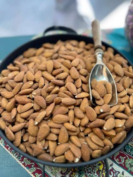 مغز بادام مرغوب + خرید