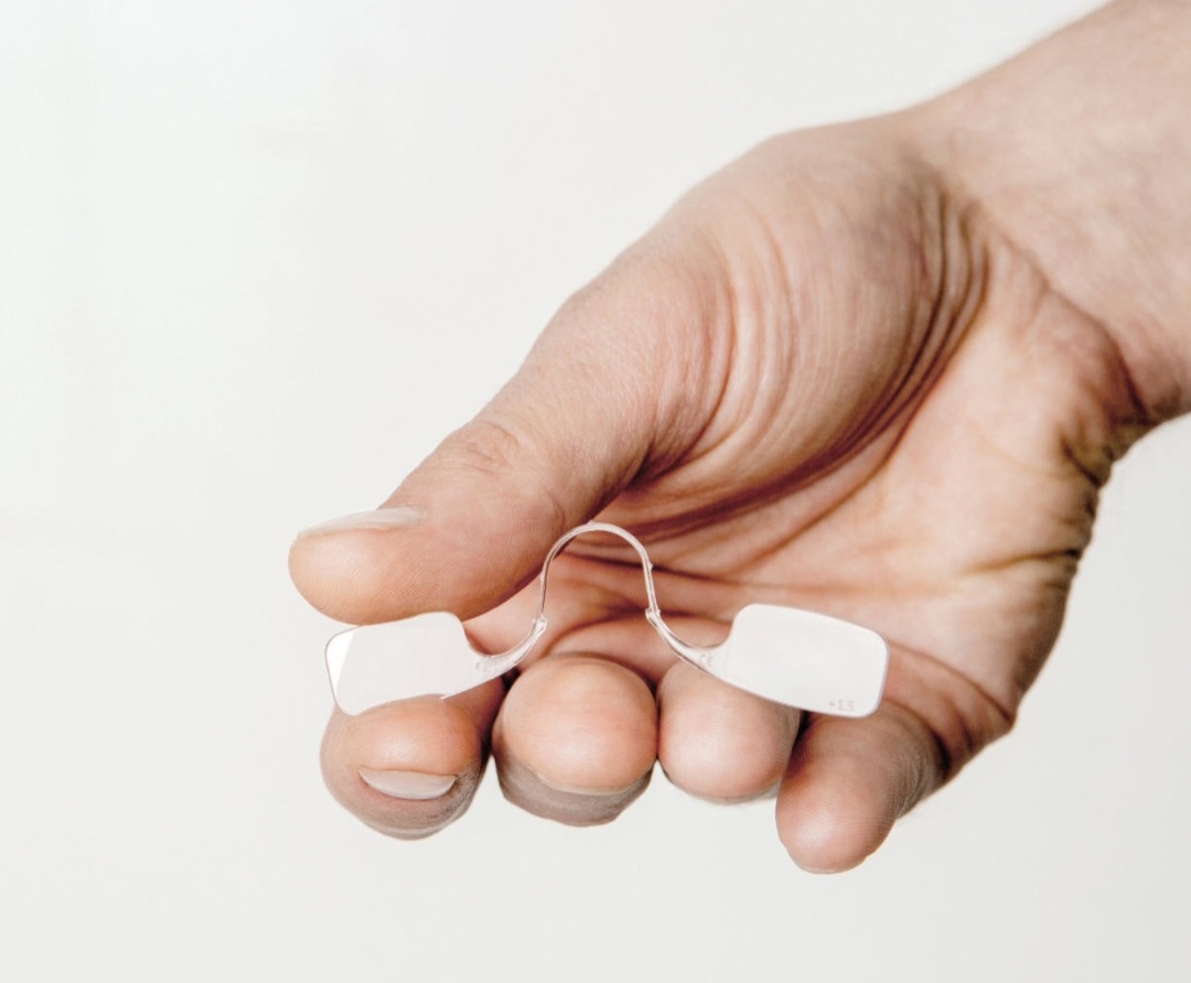 تصویر 5 از قیمت عینک طبی دخترانه لاکچری + فروش ارزان و به صرفه