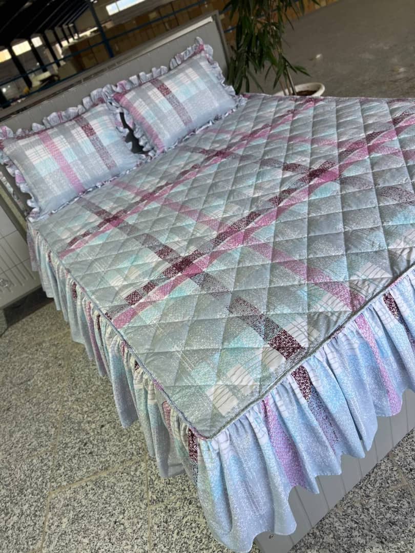 تصویر 3 از خرید به صرفه و باکیفیت رو تختی نخ پنبه کانادا چین دار دو نفره سایز 160 عمده