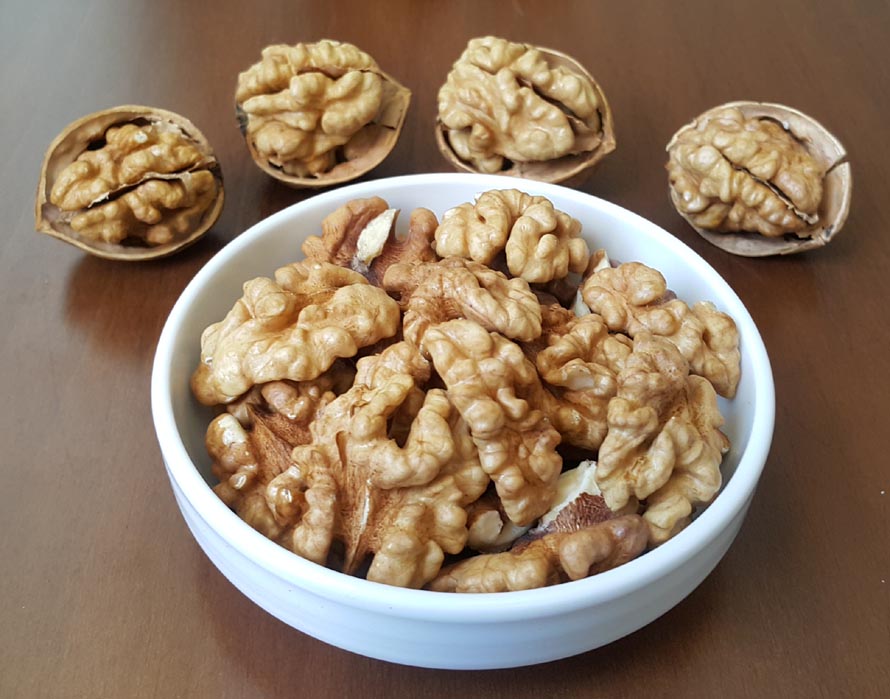 خرید و قیمت مغز گردوی آذربایجان + مستقیم از کشاورز