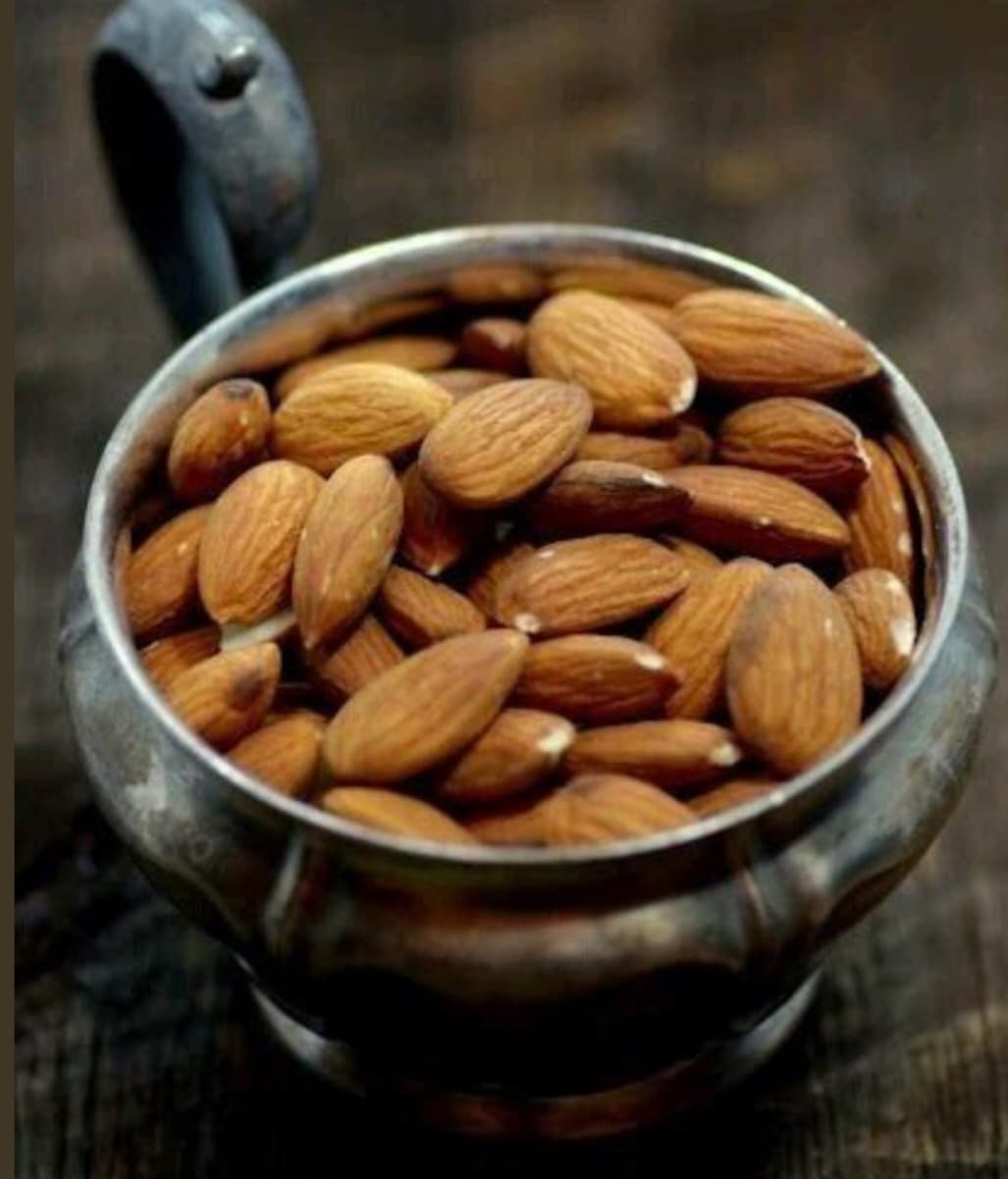 تصویر 1 از مغز بادام درختی مرغوب + فروش عمده