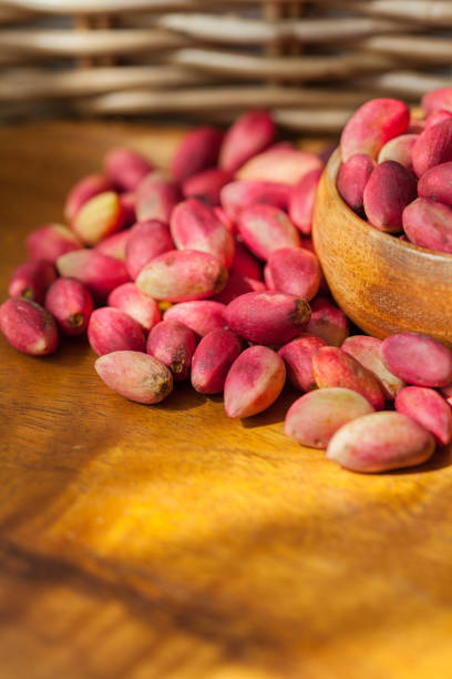 تصویر 1 از قیمت خرید عمده پسته در بازار سنتی و اینترنتی