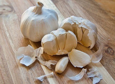 تصویر 1 از سیر سفید بذری همدان قیمت