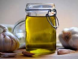 تصویر 1 از قیمت روغن سیر سیاه اصل و طبیعی + فروش فوق‌ العاده