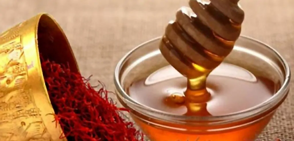 قیمت باور نکردنی عسل زعفران اعلا شیشه های ۴۰۰ گرمی + فروش عمده