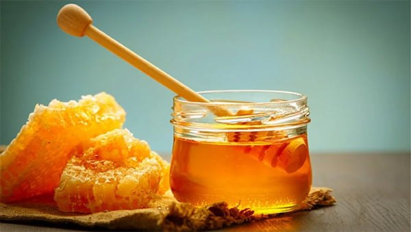 تصویر 1 از قیمت عسل مرکبات شیشه 2 کیلویی + فروش عمده