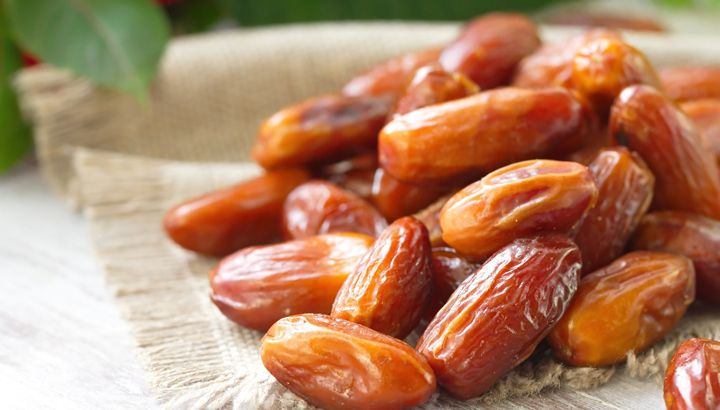 تصویر 2 از فروش عمده بهترین خرما پیارم صادراتی + قیمت عالی