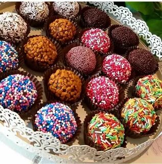 قیمت خرمای شکلاتی مغزدار + ارسال فوری