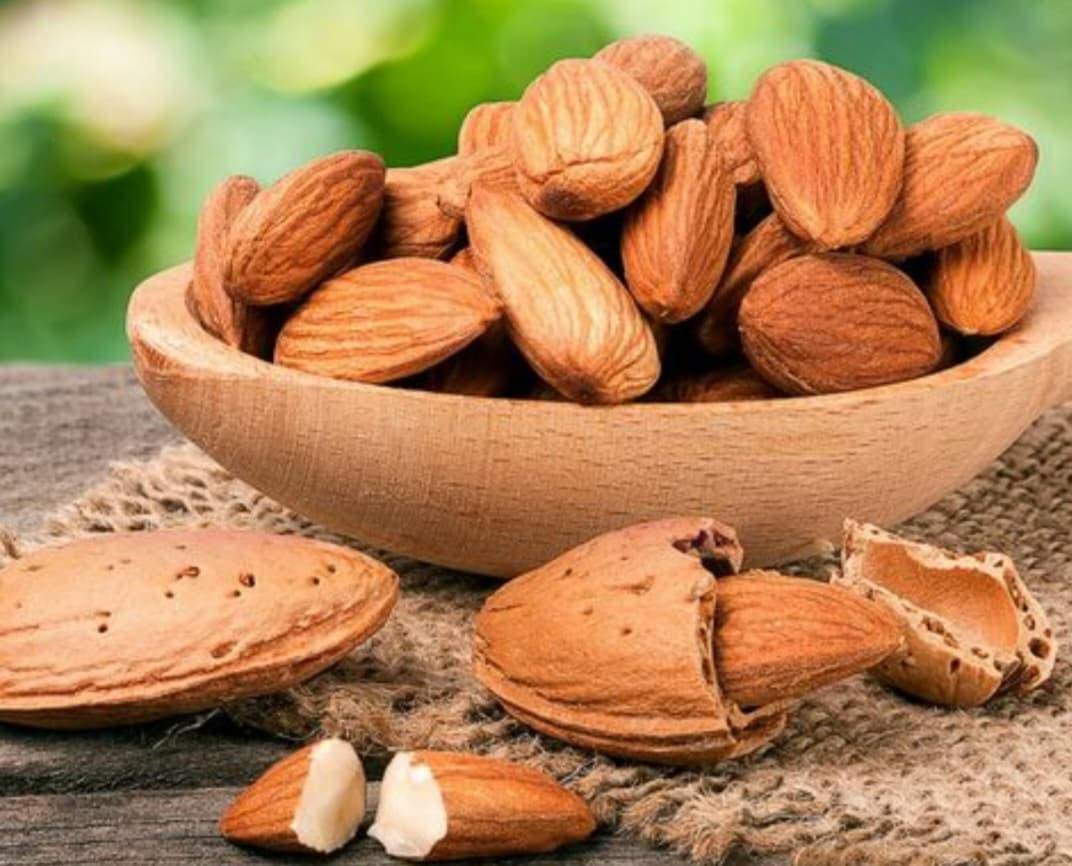 مغز بادام ممتاز ایرانی