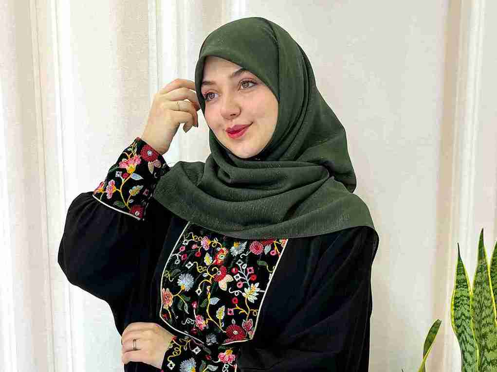 تصویر 6 از خرید فروش عمده روسری حریر کرپ سبز  + بهترین قیمت