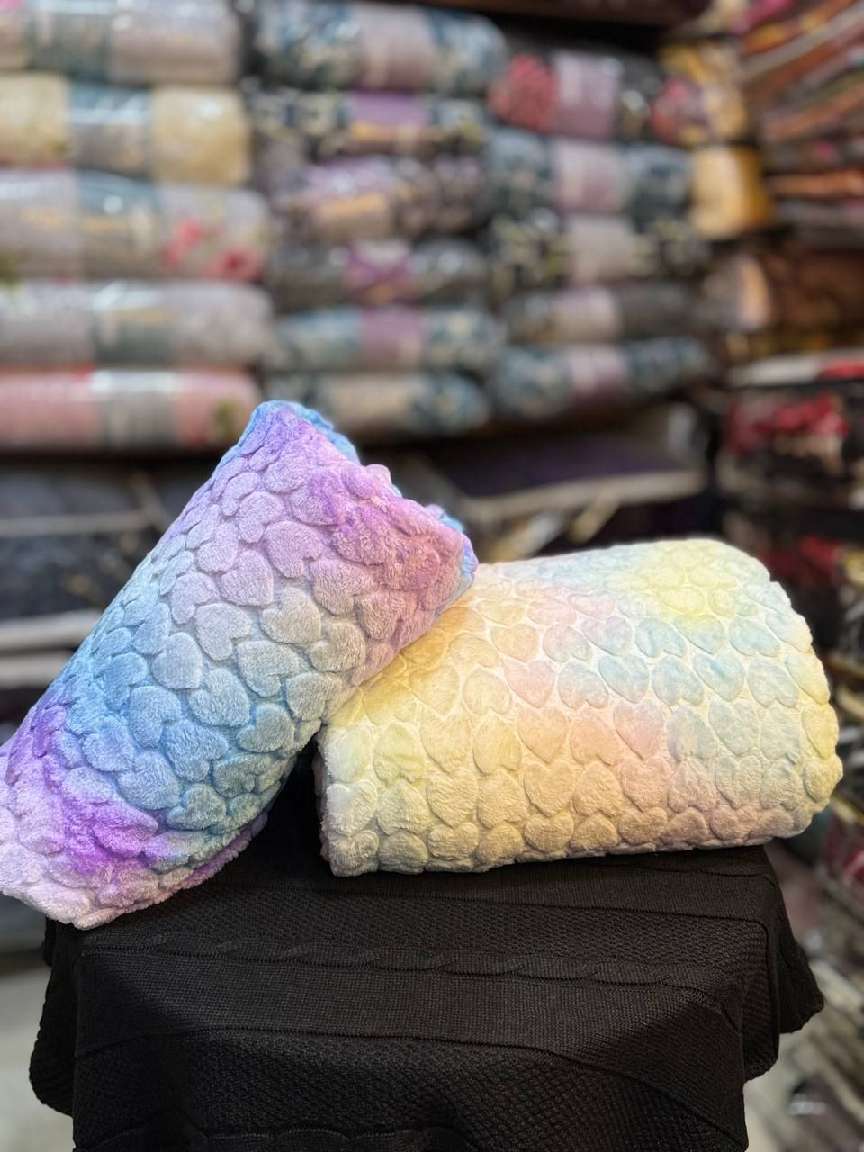 تصویر 2 از قیمت اقتصادی و به صرفه و باکیفیت و پتوی تیسا یک نفره رنگین ژله‌ای + عمده