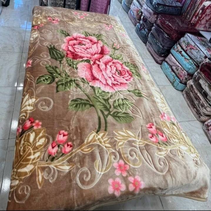 تصویر 1 از پتو یک نفره زنبق، قیمت مناسب