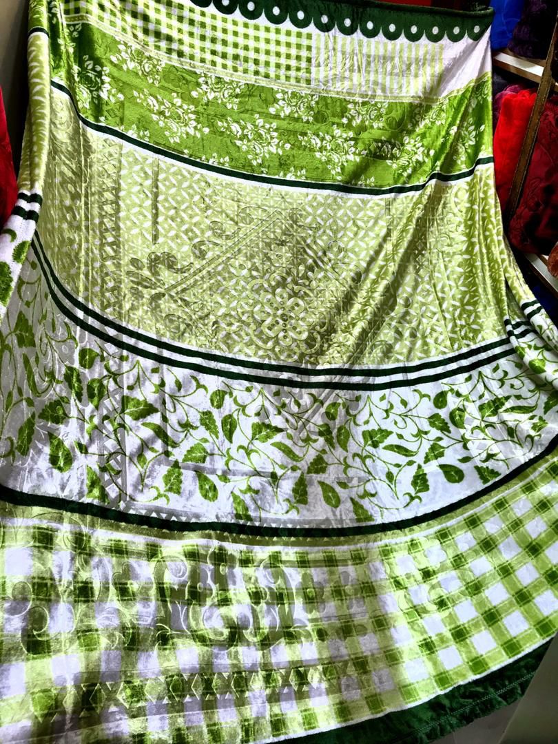 تصویر 2 از خرید پتو مسافرتی سروین + طرح شگفت انگیز