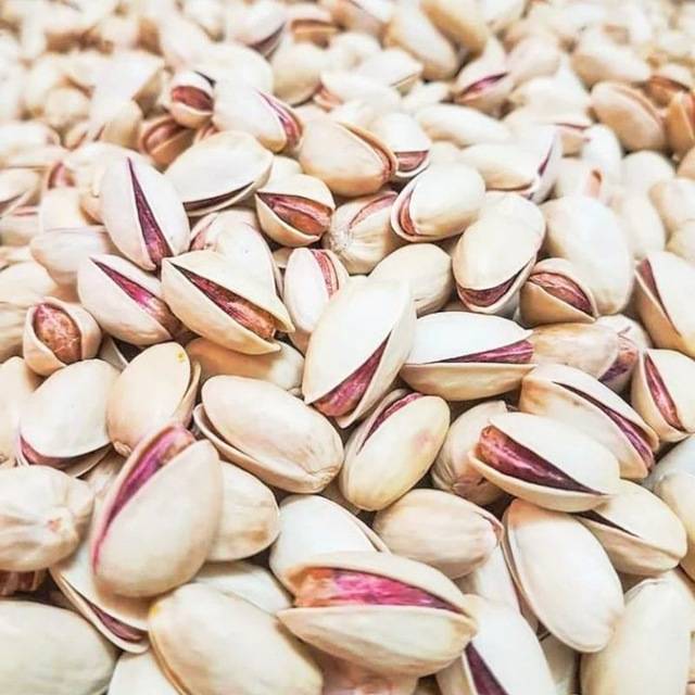 تصویر 1 از فروش پسته احمد آقایی درجه یک + قیمت خرید به صرفه