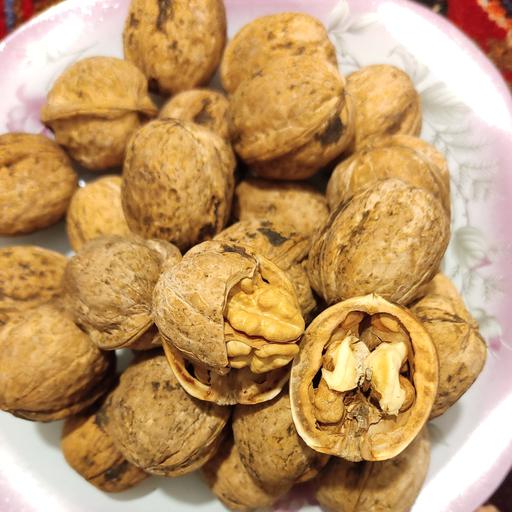 تصویر 1 از فروش گردوی تویسرکان پوست‌ کاغذی + عمده